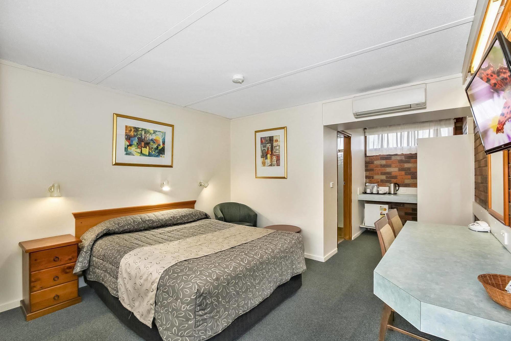 Cedar Lodge Motel Morwell Esterno foto