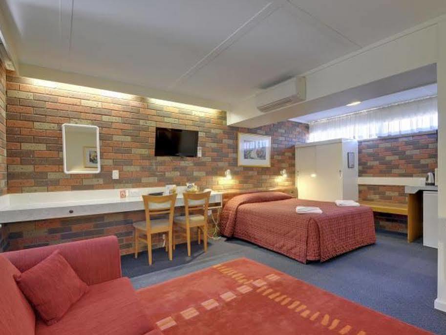 Cedar Lodge Motel Morwell Esterno foto